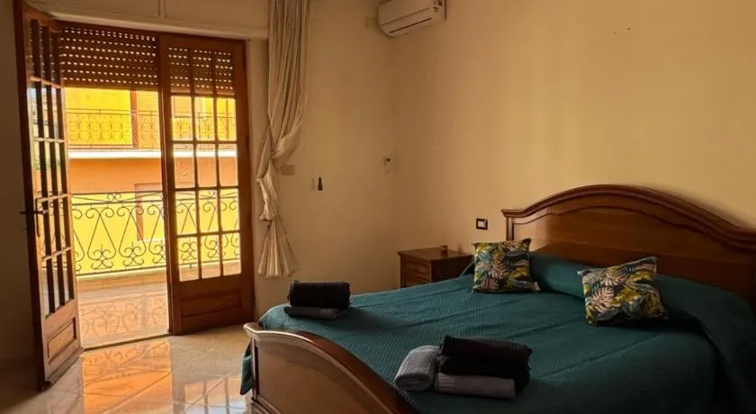 Casa Roma - Image 1