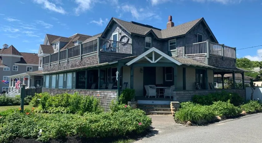 Capricorn House - Image 1