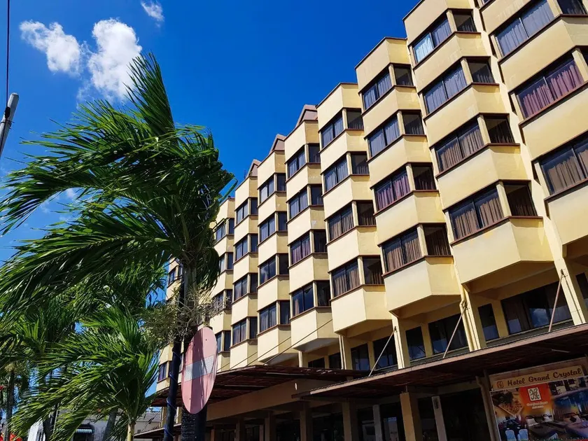 Hotel Grand Crystal - Image 1