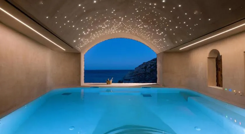 Stone Luxury Suites - Adults Only - Image 1