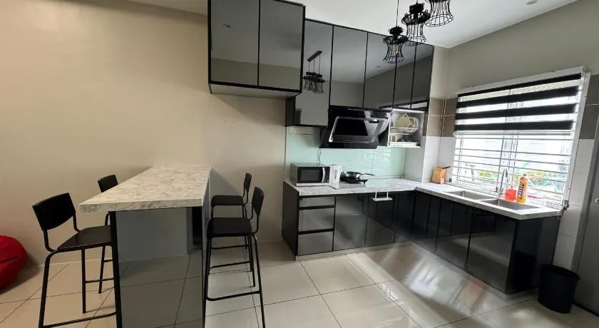Imany World Homestay-No Liquor, Pork & Smoking - Image 1