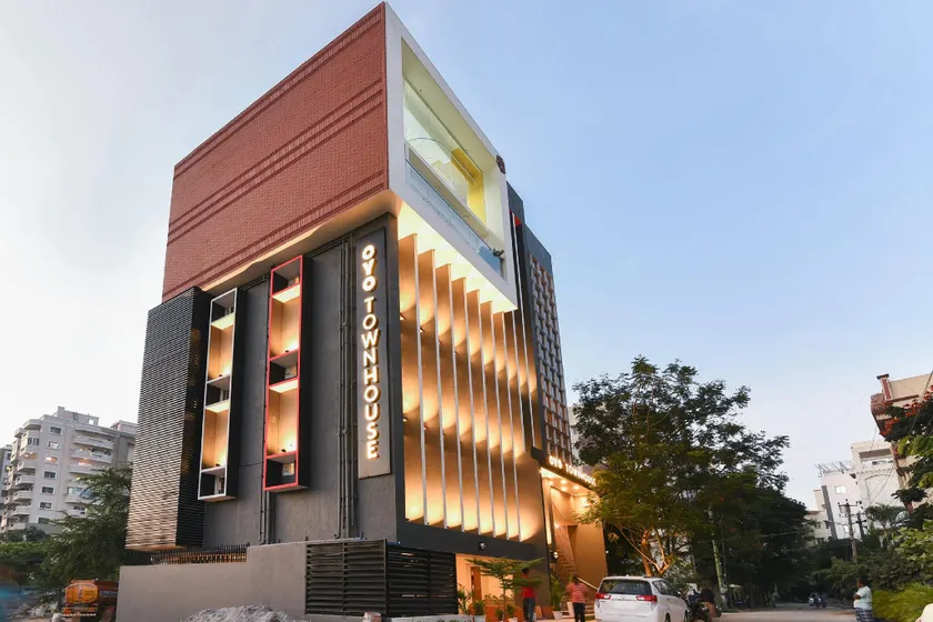 Super Townhouse Spruce Hotels Bellandur - Image 1