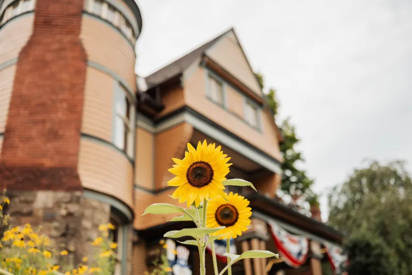 The Queen, A Victorian Bed & Breakfast - Image 1