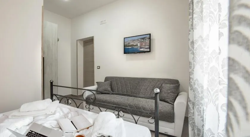 Opera Home Principe Umberto - Image 1