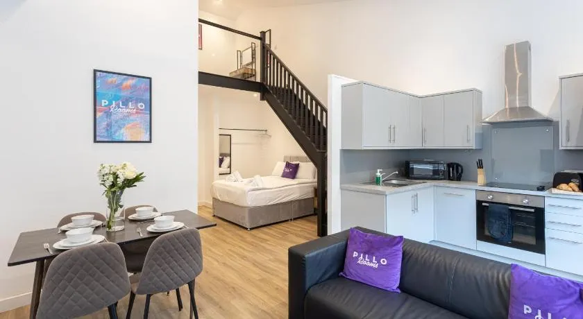 Pillo Rooms Serviced Apartments - Manchester Arena - Image 1