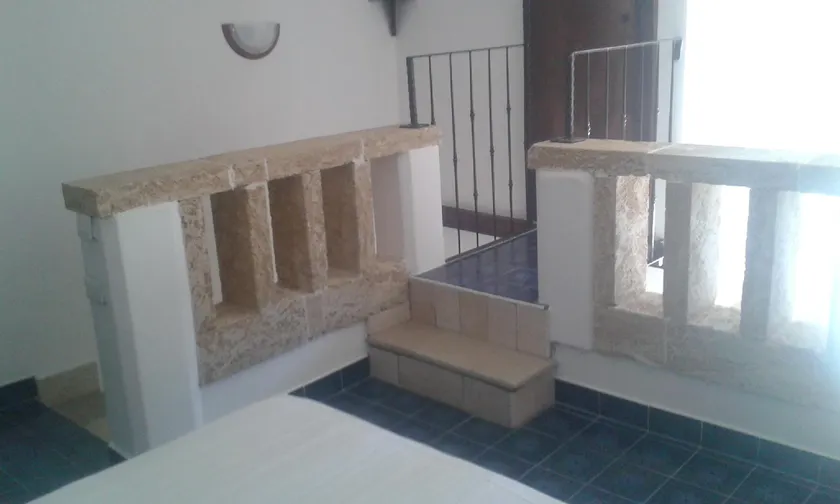 Casale Lucy - Image 1