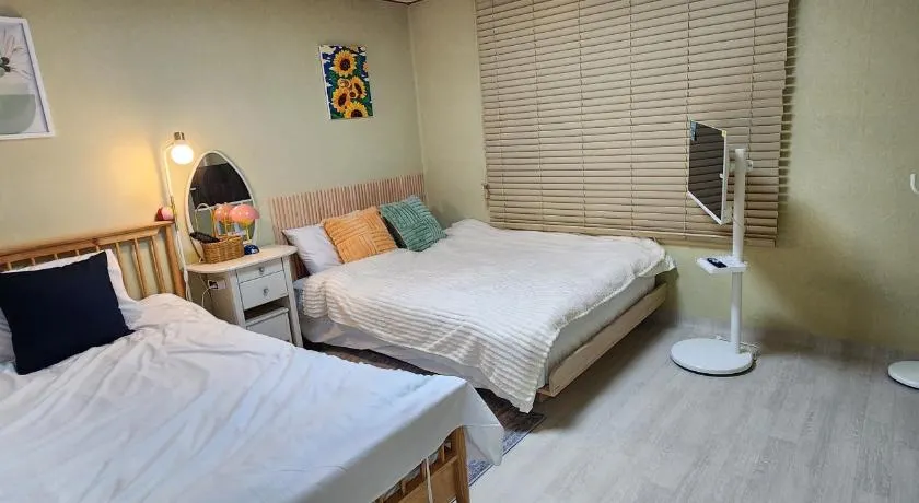 베델하우스 Bethel House - Image 1