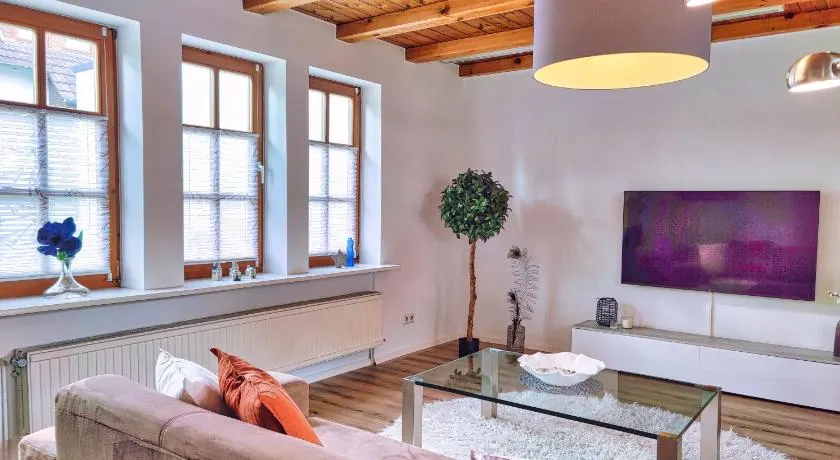 Fachwerkhaus mit Heimkino & Privat-Sauna & Pool - Image 1
