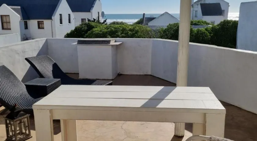 Mosselbank Beach Retreat - Image 1