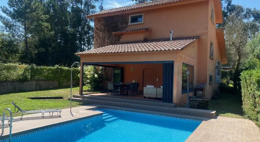 Casa con encanto en Gondomar con piscina - Image 1