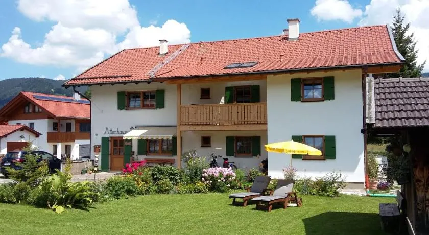 Gästehaus Attenhauser - Image 1
