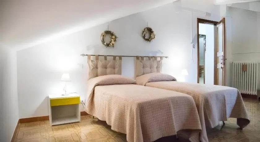 B&B SANTA MARIA VALLEVERDE appartamento vicinissimo alla Clinica L'immacolata - Image 1