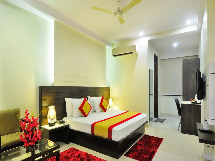 Hotel Sky Rich International -Near to Famous Karol Bagh Market & Metro Station - Image 1