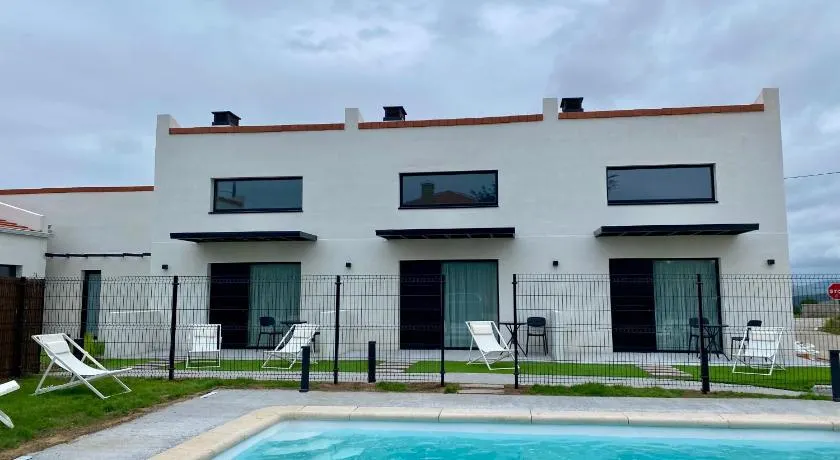 La Santillana Luxury Apartments - Image 1