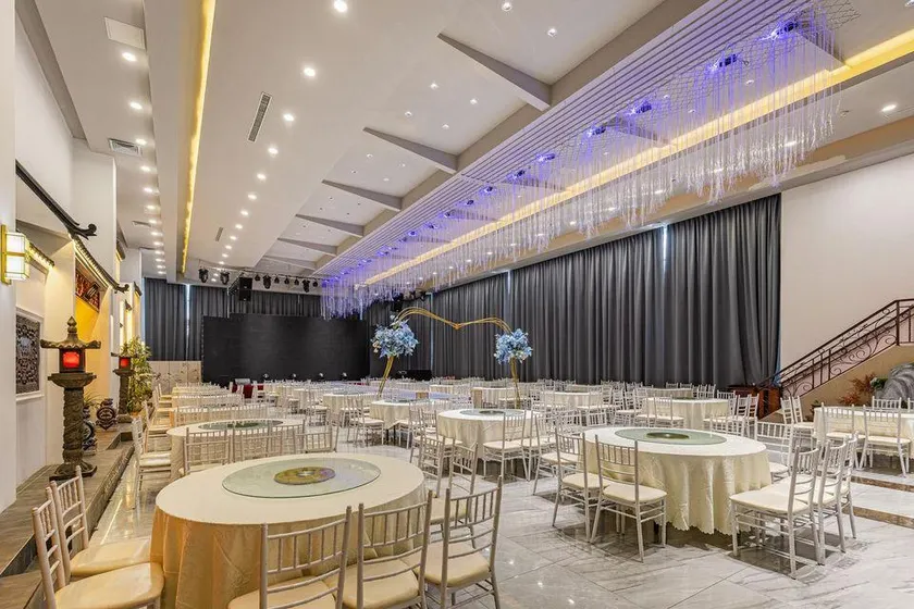 Caoyuan Mingzhu Rezen Hotel - Image 1