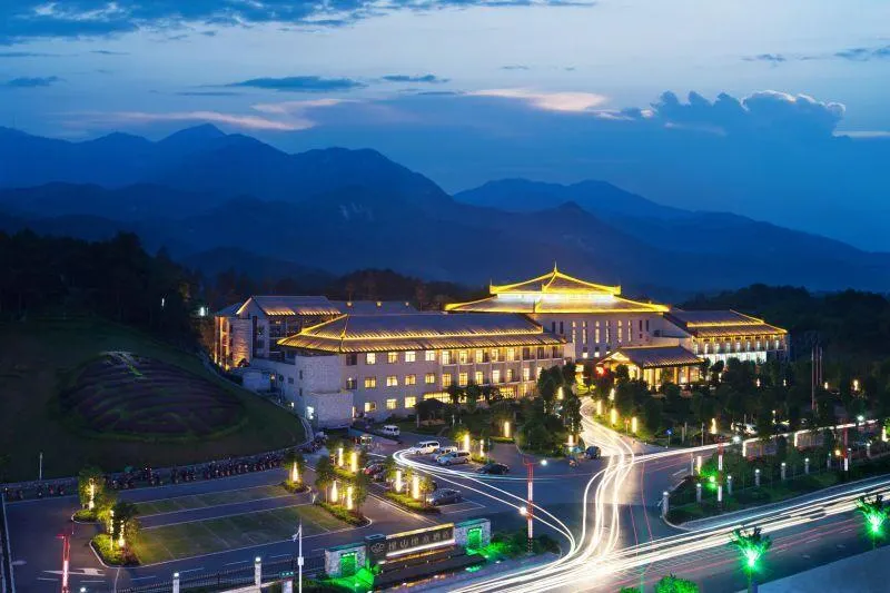 Yishan Yishui Hotel (formerly Gonghe Hotel) - Image 1