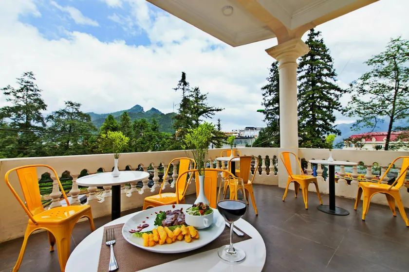 Lacasa Sapa Hotel - Image 1