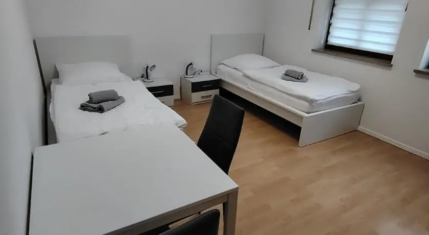 Gemütliche 100 qm Wohnung mit Balkon - Image 1