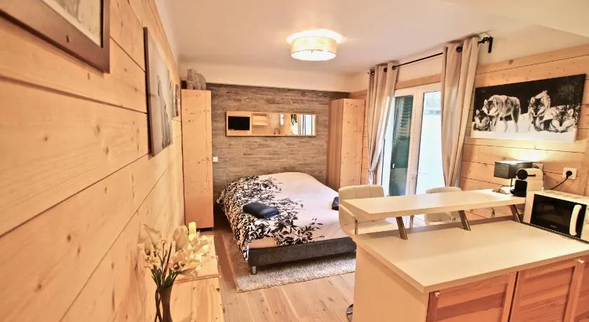STUDIO CENTRE AURON - Image 1