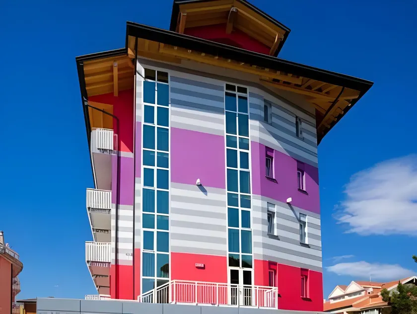 Hotel Helen - Image 1