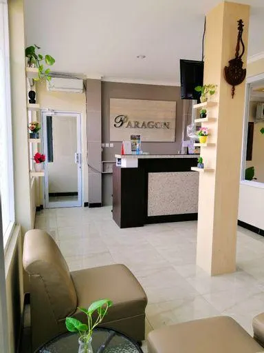 Hotel Paragon - Image 1