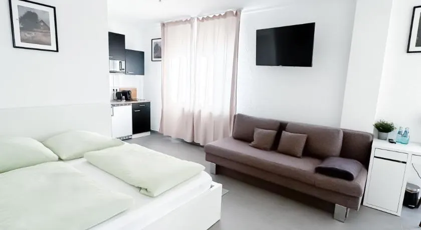 Durdi - Serviced Apartments - 24h Self-Check-in & Parking - Image 1