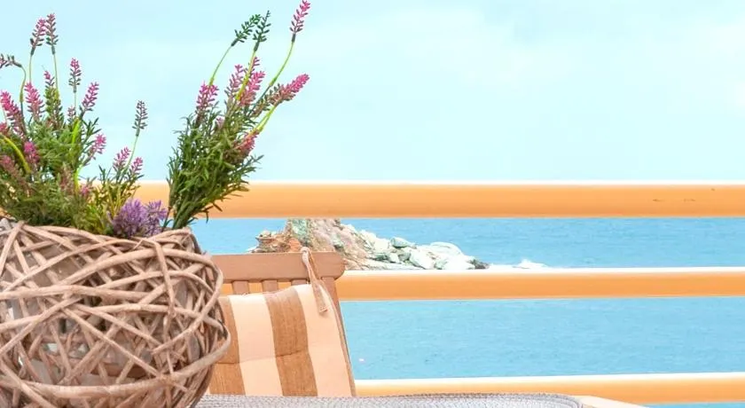 M&N Luxury Family Apartment 10meters from the Sea - Image 1