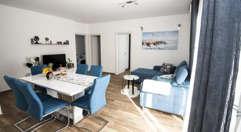 Blue Pearl apartment - Image 1