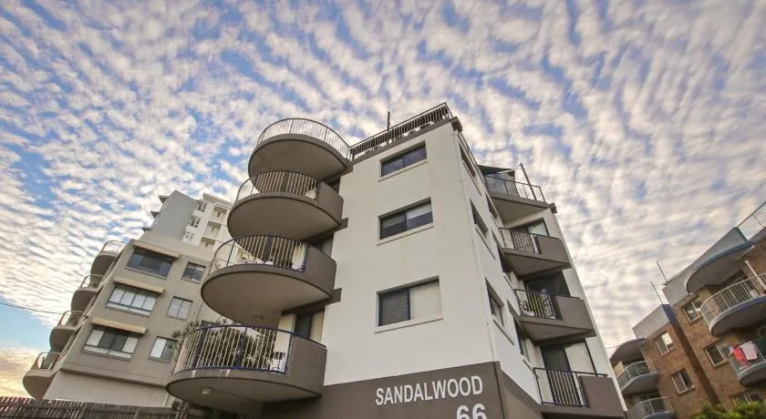 Sandelholz, Einheit 1, 66 Lower Gay Terrace, Caloundra - Image 1