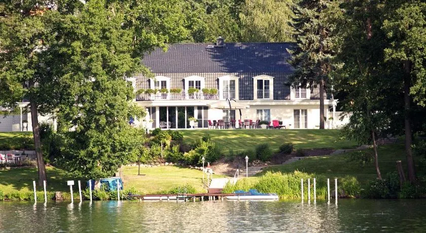 nook Lakehouse - Image 1
