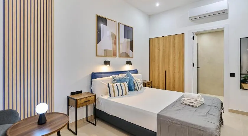 Sant Adrià Urban Suites by gaiarooms - Image 1