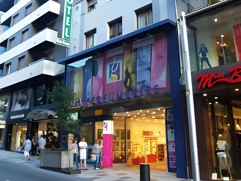 Hotel Marfany - Image 1