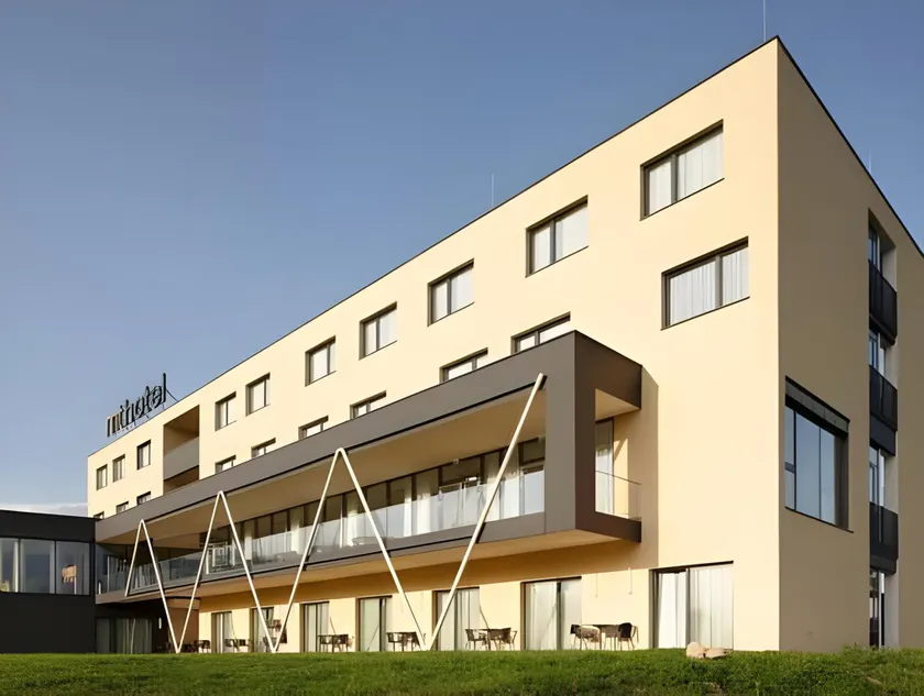 MT Hotel - Image 1