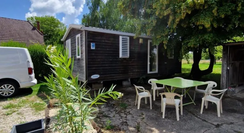 Le Bungalow - Image 1