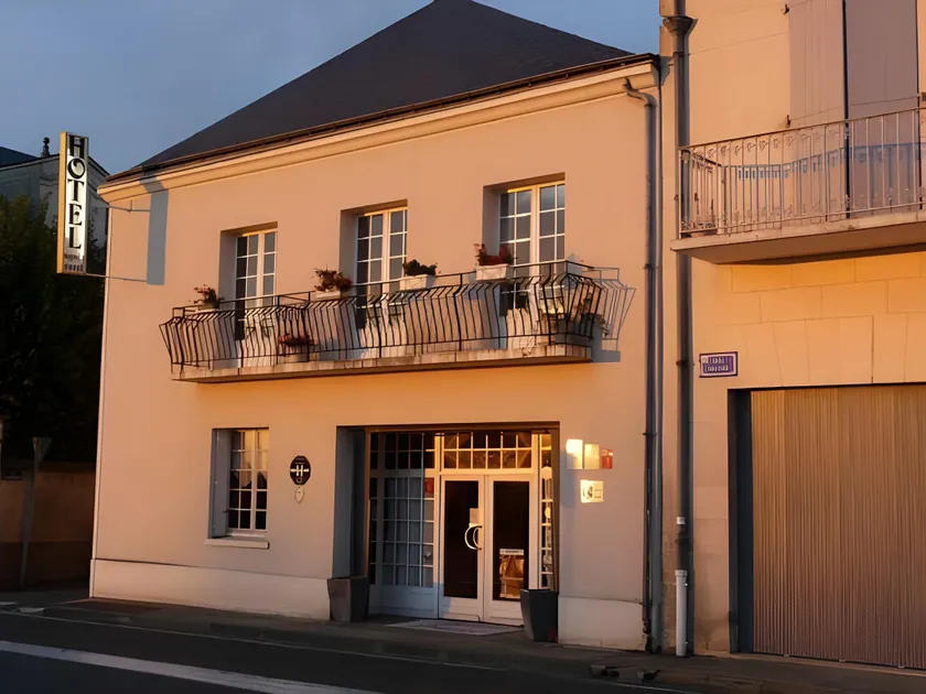 Gabriel Hotel Chinon - Image 1