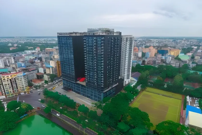 Wyndham Grand Yangon - Image 1