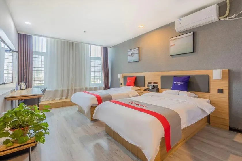 Junyi Selected Hotel (Olympic Sports Center Branch) - Image 1