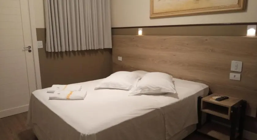 Smart Hotel - Image 1