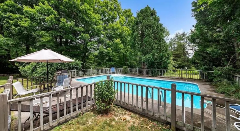 Bear Pass - Mountain View home - Image 1