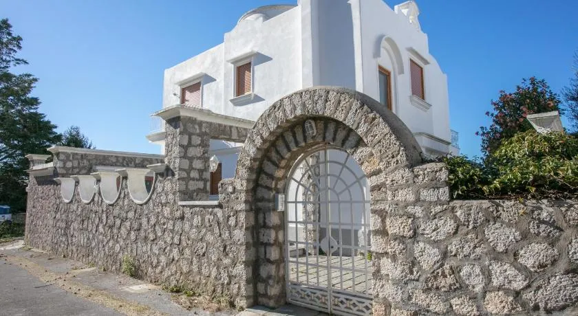 Le Gemme Guest House - Image 1