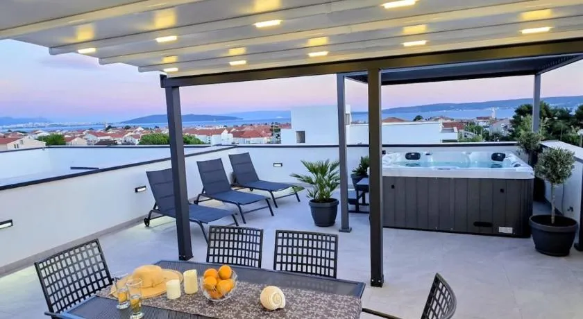 Melody of the sea luxury suite - Image 1