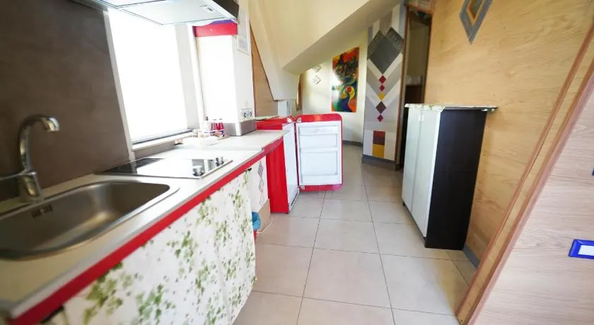 RESIDENCE SOLARIDE apartments, FREE PRIVATE PARKING WITH VIDEOSURVELLIANCE and SHUTTLE SERVICE - Image 1
