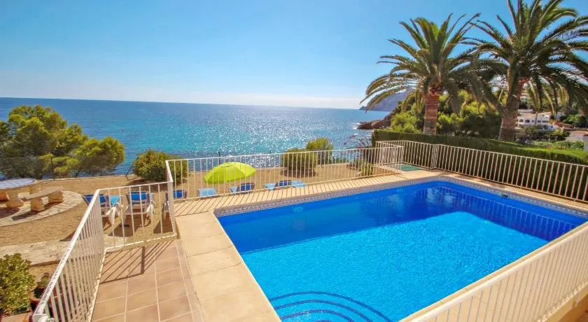 Celia - oceanfront villa in Costa Blanca - Image 1