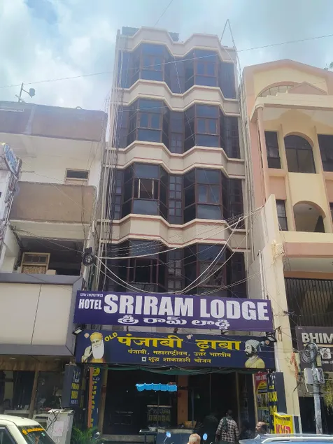 Hotel Sriram Lodge - Image 1