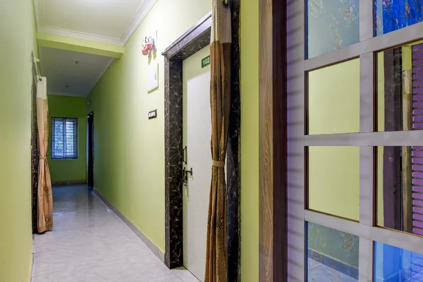 Hotel O Nandhini Guest House - Image 1