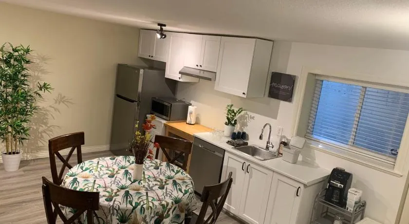 Jimmy B&B - Image 1