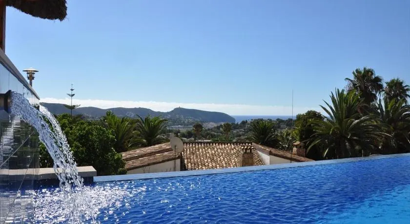 Villa Evora - Image 1