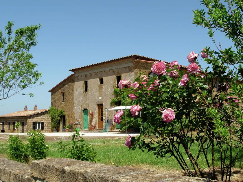 Romantic Farmhouse with Pool - Image 1