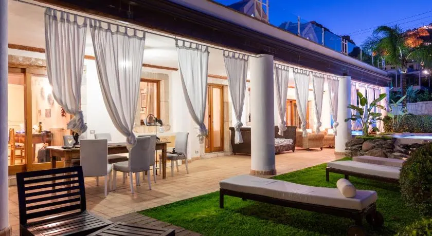Villa Zagara Garden Luxury - Image 1