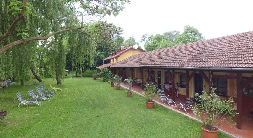 Pipagyujto Malom - Image 1
